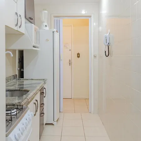 Apto Na Rua 1200, Calcadao 100M Da Praia P2189 Balneario Camboriu Exterior photo